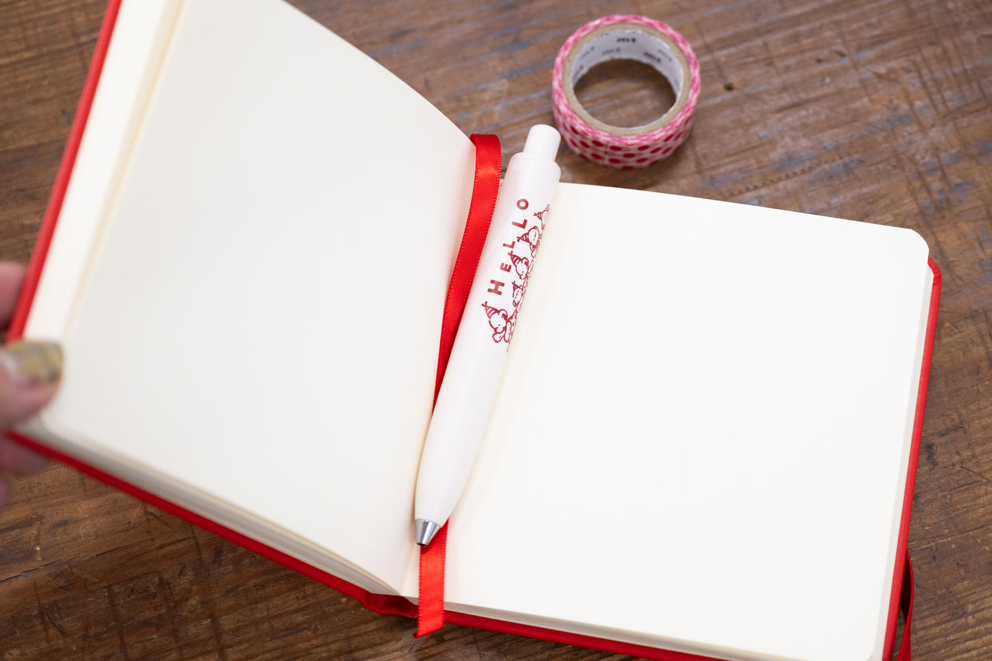 ðHELLO STRAWBERRY Stamp Book