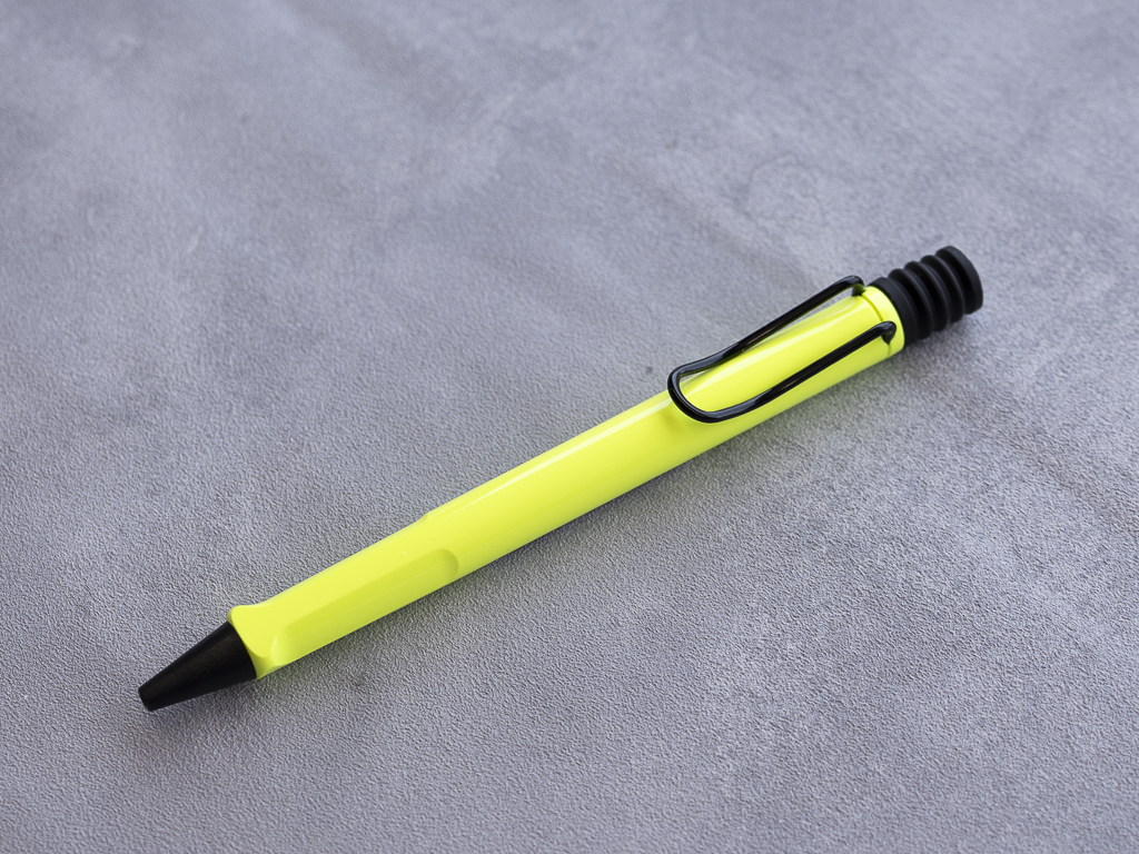 LAMY サファリ ネオン BP M16