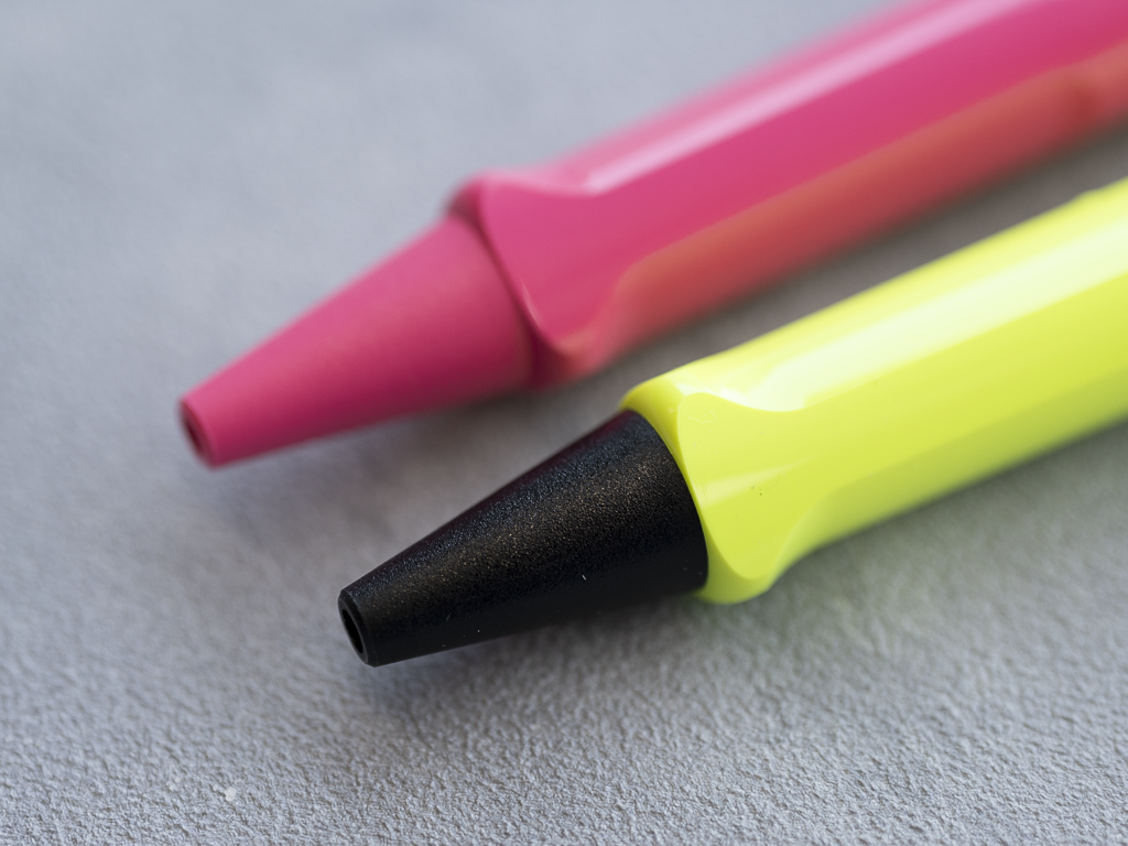 LAMY サファリ ネオン BP M16