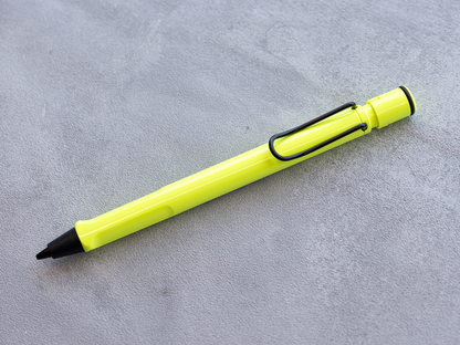 LAMY サファリ ネオン 0.5ペンシル