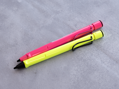 LAMY サファリ ネオン 0.5ペンシル